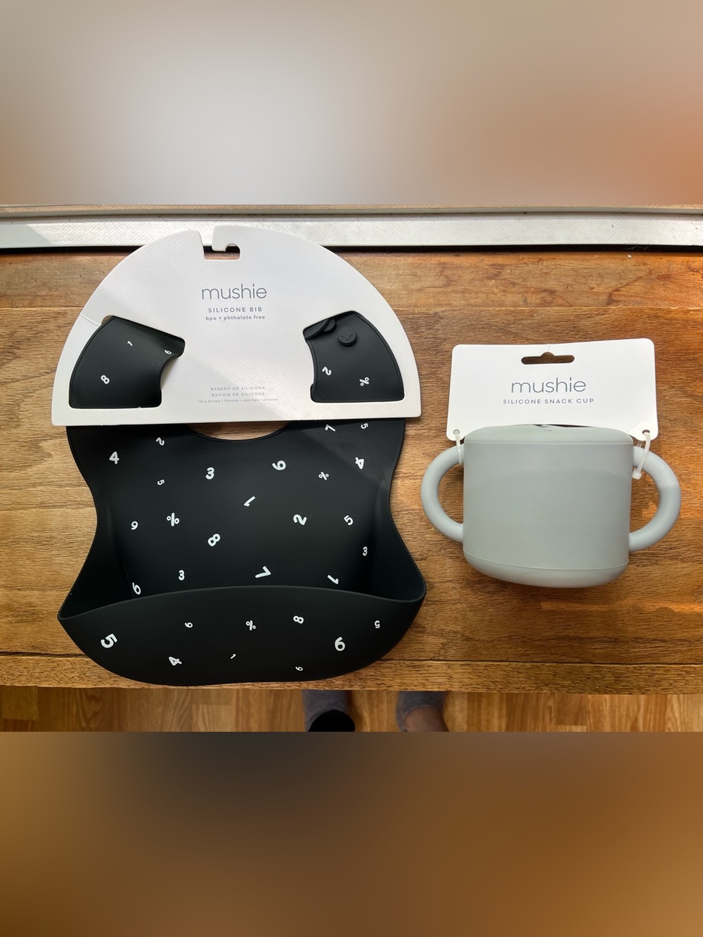 NWT Mushie Silicone Bib in Numbers Black and Snack Cup in Stone